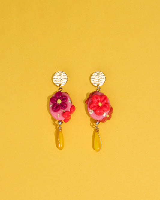 Flora Dangle